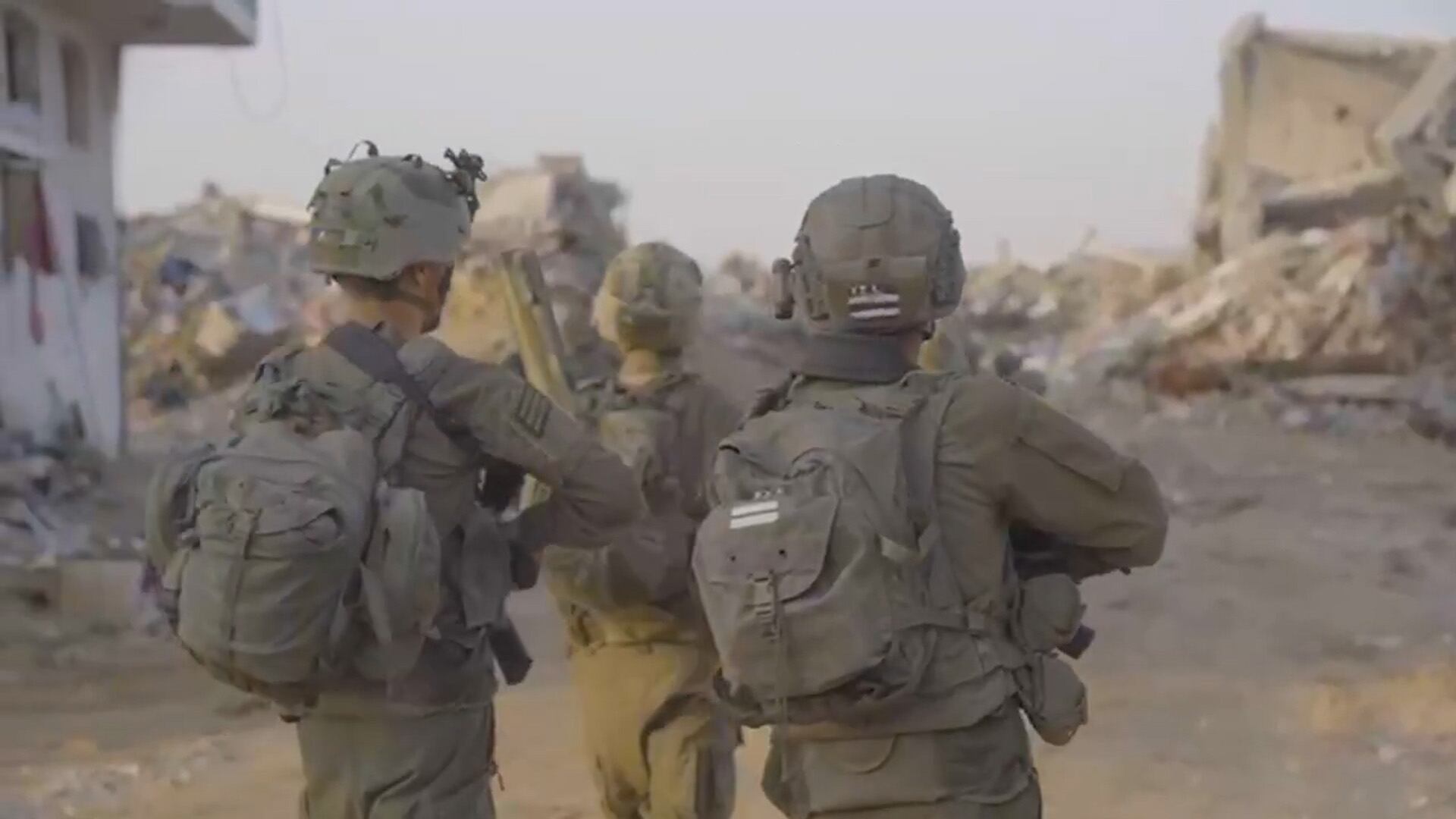 Las FDI continúan las labores para el despeje de la línea amarilla en Gaza