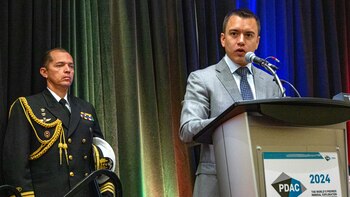 El Gobierno de Noboa presenta