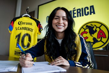 La atacante extiende su vínculo