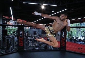 Yair Rodríguez destacó por su