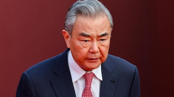 China alerta del riesgo de que las tensiones en Oriente Próximo "se extiendan aún más a Yemen y el mar Rojo"