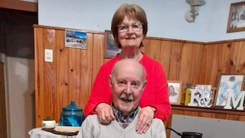 María Elena y su difunto