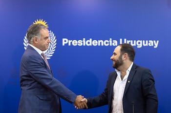 Presidente de Uruguay, junto a su ministro de Desarrollo Social, Gonzalo Civila (Presidencia) (Camilo dos Santos Ayala, Presidencia)