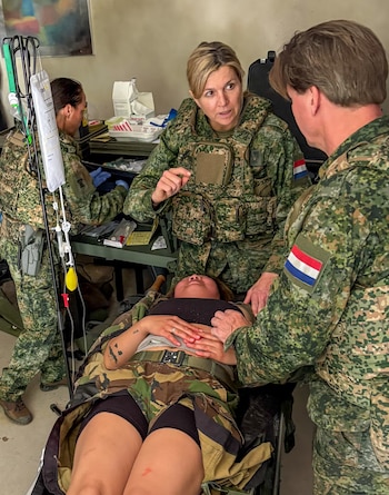 Máxima de Holanda durante su formación militar (Casa Real Holanda)