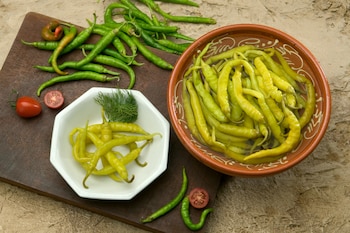 Las piparras encurtidas son una