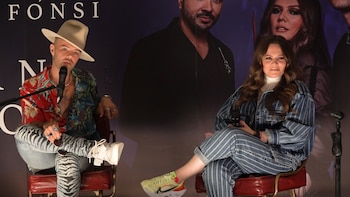 Joy Huerta llora en concierto en Chile tras sincerarse sobre la separación de Jesse