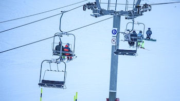 Mueren dos esquiadores más en