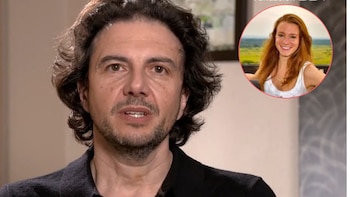 Un hombre de cabello oscuro y barba corta mira al frente, junto a un recuadro circular con el retrato de una mujer sonriente
