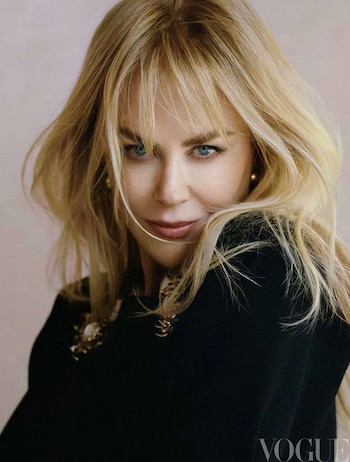 El flequillo largo y ligero desplazó los estilos rígidos y frentes despejadas de temporadas anteriores (@nicolekidman)