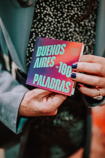Buenos Aires en 100 palabras