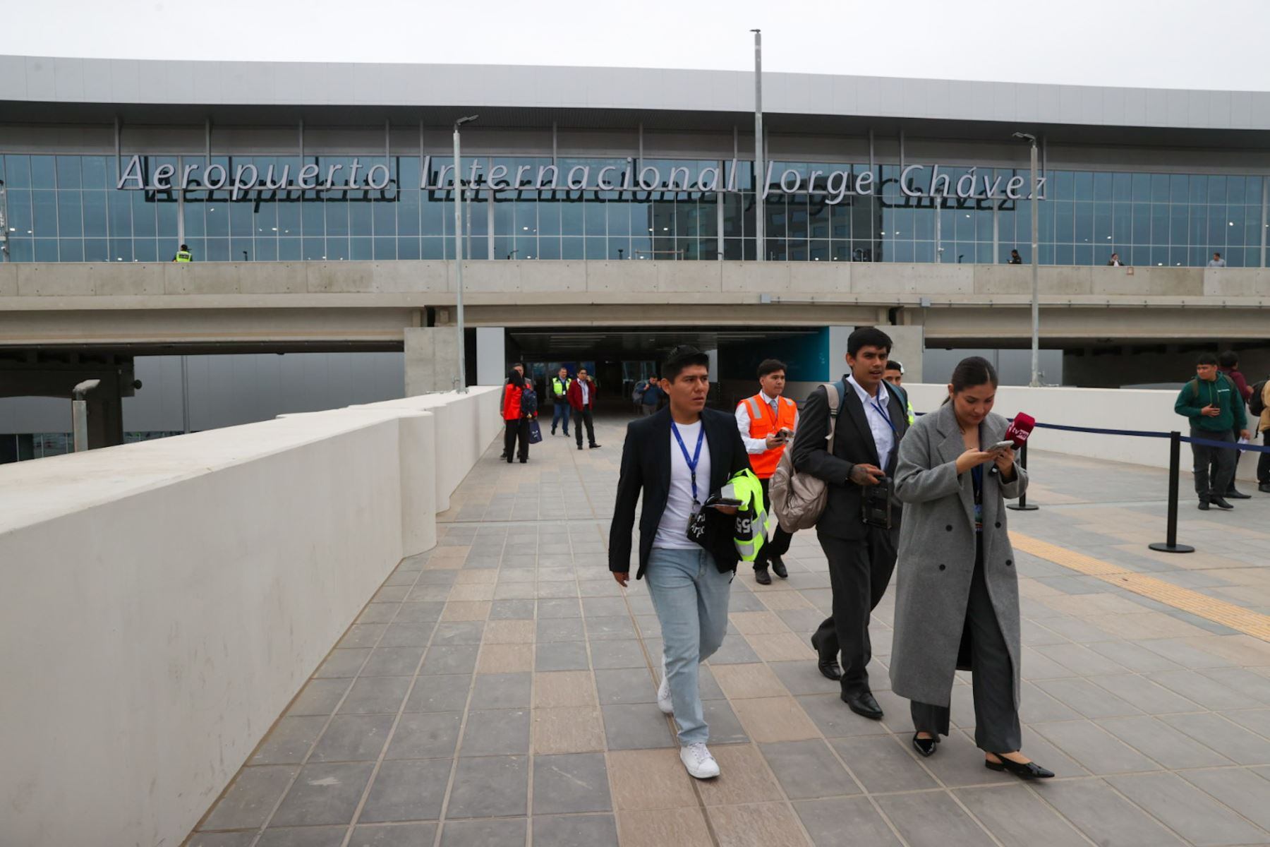 Indeci organiza simulacro obligatorio en todo Perú para mejorar respuesta ante sismos, tsunamis y lluvias intensas.