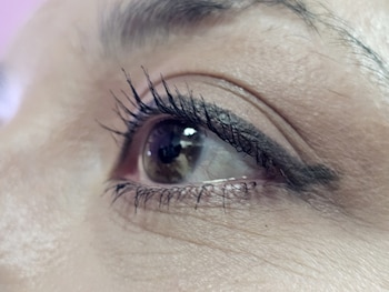 El uso diario de cosméticos en los ojos se asocia al desarrollo de molestias visuales persistentes y síndrome de ojo seco. - Universidad Autónoma de Sinaloa (UAS)