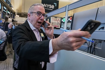 Cuando los sistemas dependen de cadenas de financiamiento interconectadas, una interrupción en un punto puede propagarse rápidamente al resto de la red (Foto: AP)