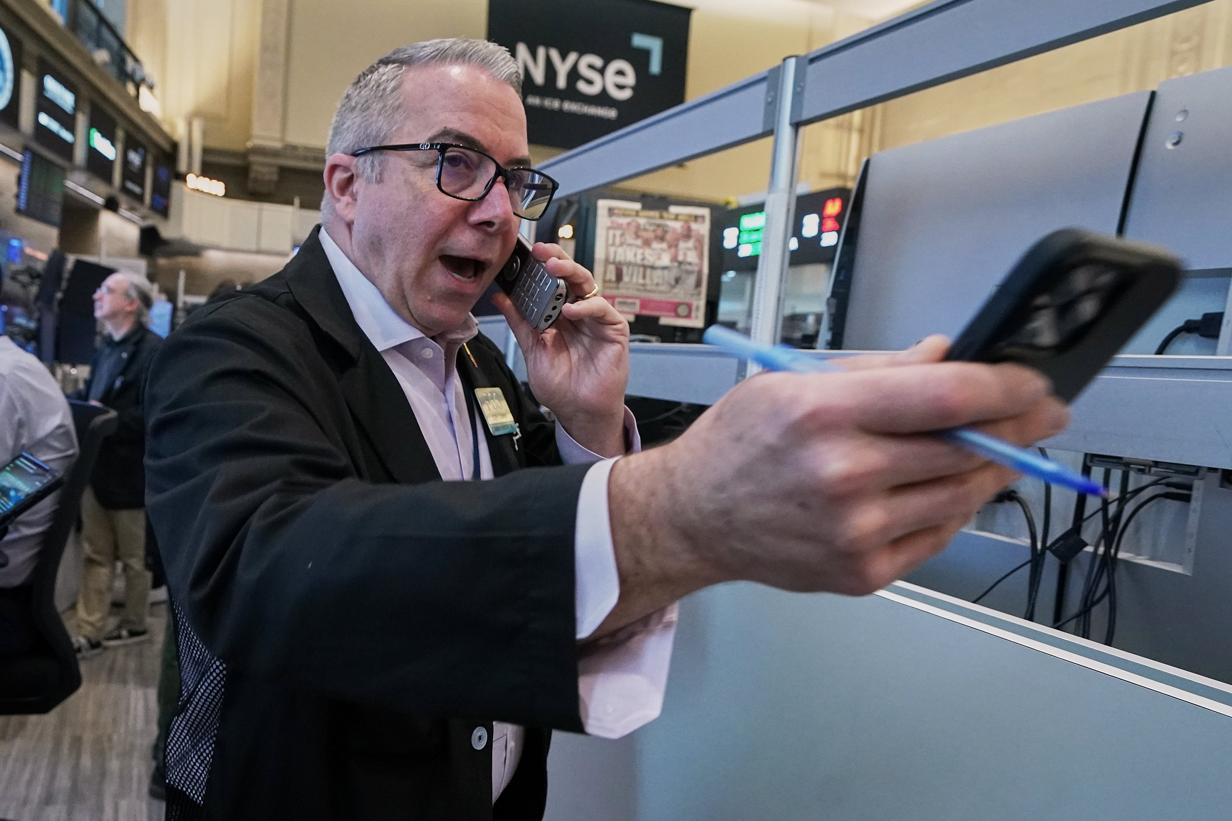 Cuando los sistemas dependen de cadenas de financiamiento interconectadas, una interrupción en un punto puede propagarse rápidamente al resto de la red (Foto: AP)