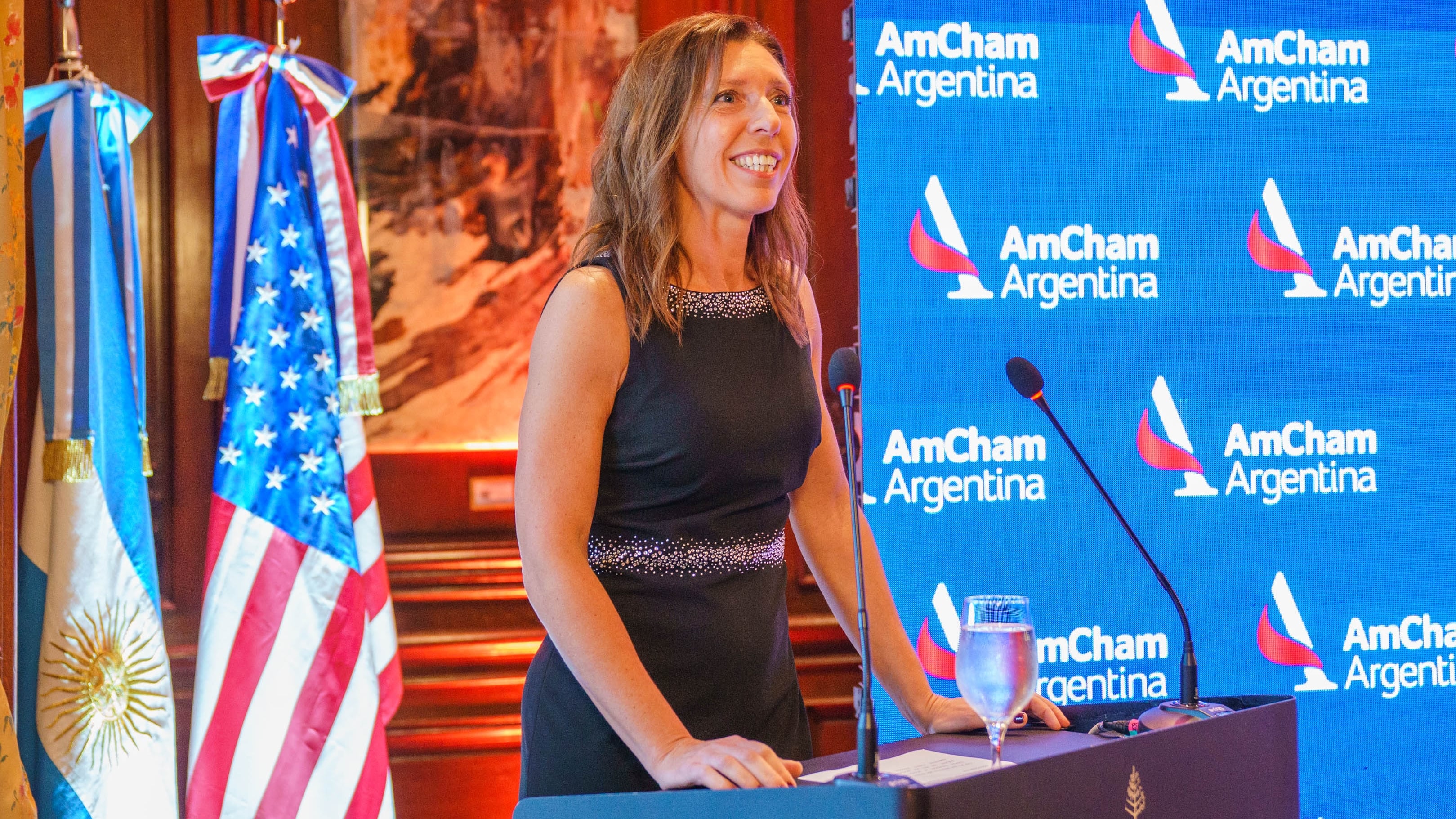 Las palabras de bienvenida estuvieron a cargo de Mariana Schoua, presidente de AmCham Argentina.