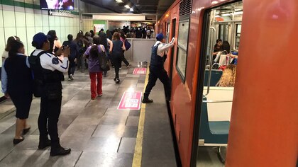 Metro CDMX y Metrobús hoy 23 de mayo: Línea A registra retrasos de más de 15 minutos 
