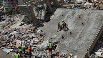 Las réplicas provocan un fenómeno llamado retraumatización (Foto: AP)