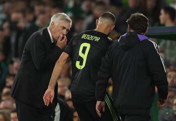 El entrenador Carlo Ancelotti le