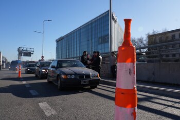 Un típico control de tránsito