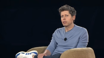 Sam Altman responde si la IA reducirá la jornada laboral: “No espero que cambie eso”