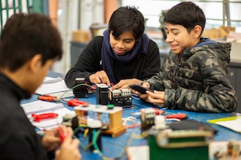 Actividades Educativas de Vinculación con el Futuro (VCF)