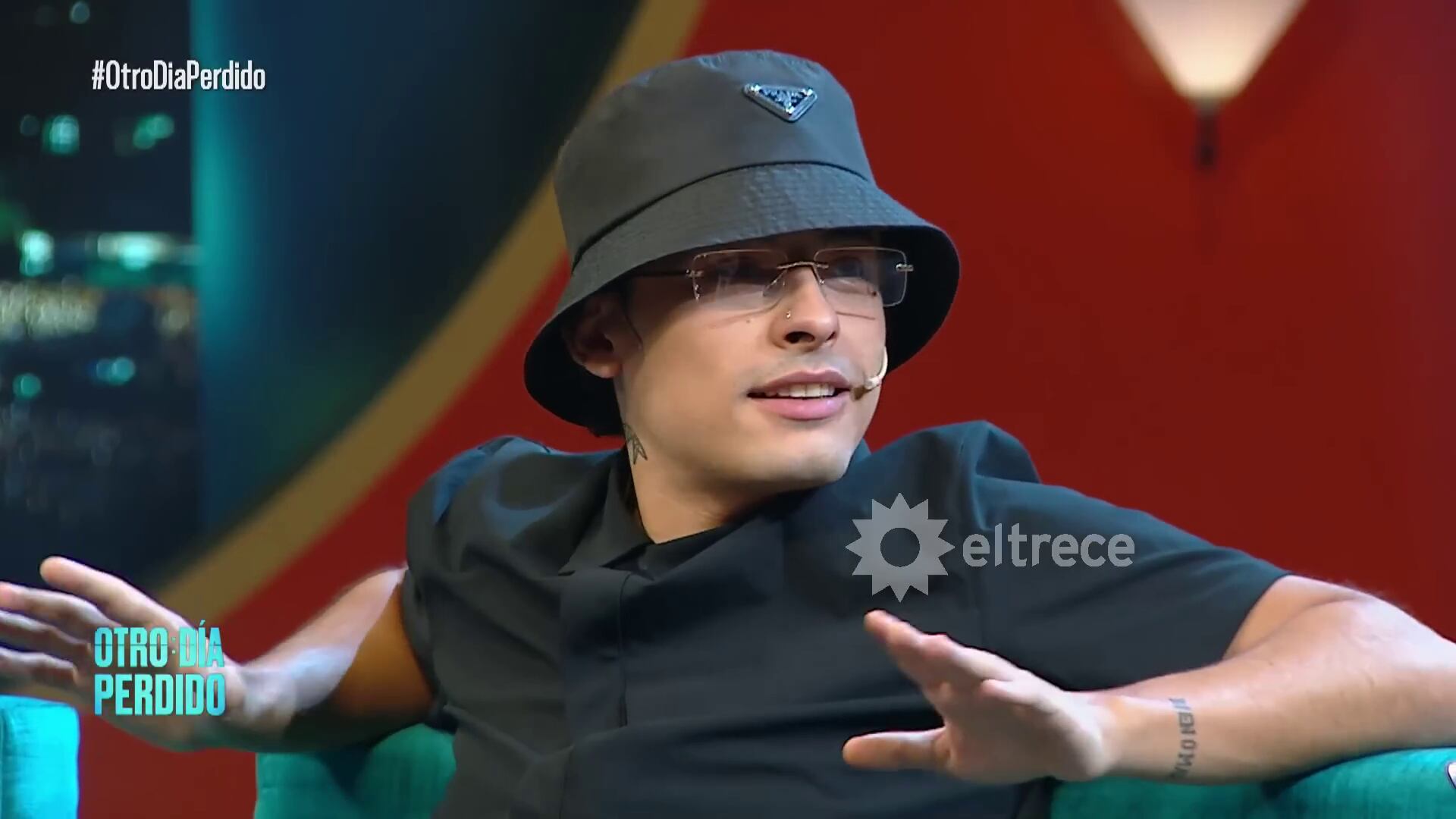 Trueno agradece el respaldo de su colegio de arte y destaca la importancia del acompañamiento docente