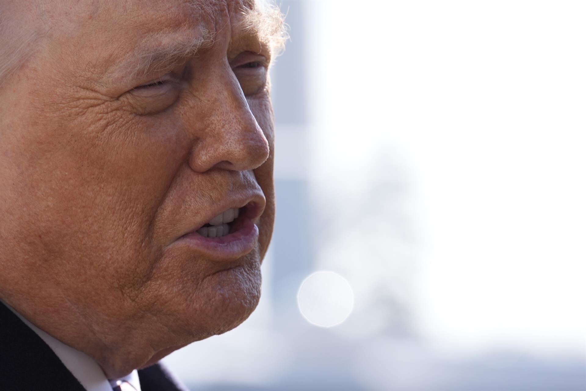 Trump proclama el comienzo de un ataque contra Irán dirigido a la eliminación total de la Revolución Islámica