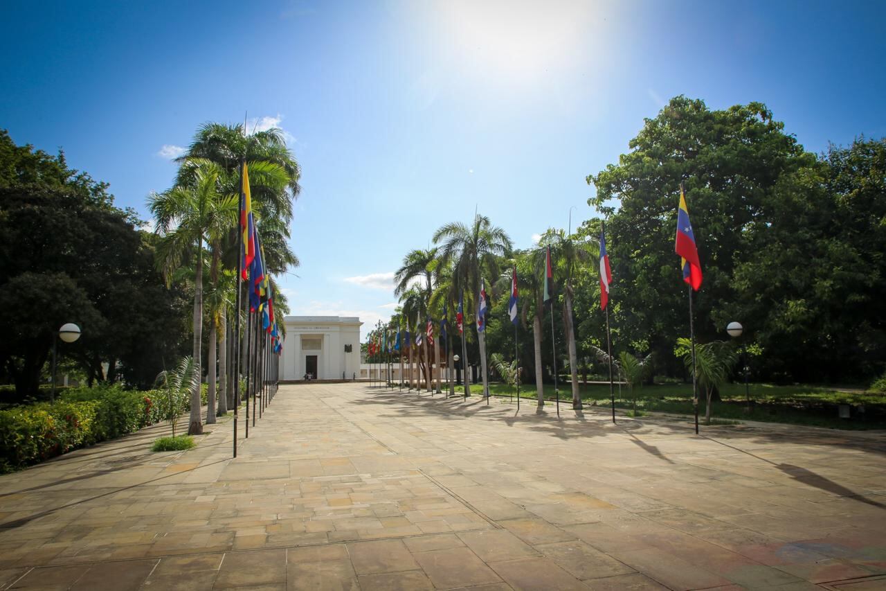 En vivo| Arranca la IV Cumbre de la Celac-UE: mandatarios de América y Europa alistan sus discursos en Santa Marta, Colombia
