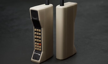 El Motorola DynaTAC 8000X solo