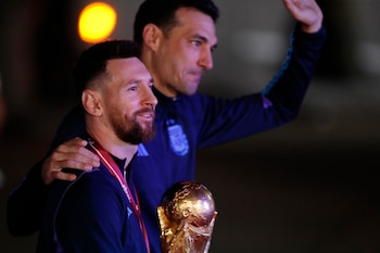 Scaloni, Messi y la Copa del Mundo (REUTERS/Agustin Marcarian)