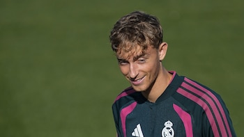 El central Dean Huijsen, principal novedad en la convocatoria del Real Madrid ante la AS Roma