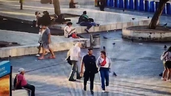 Un pasajero salvó a una