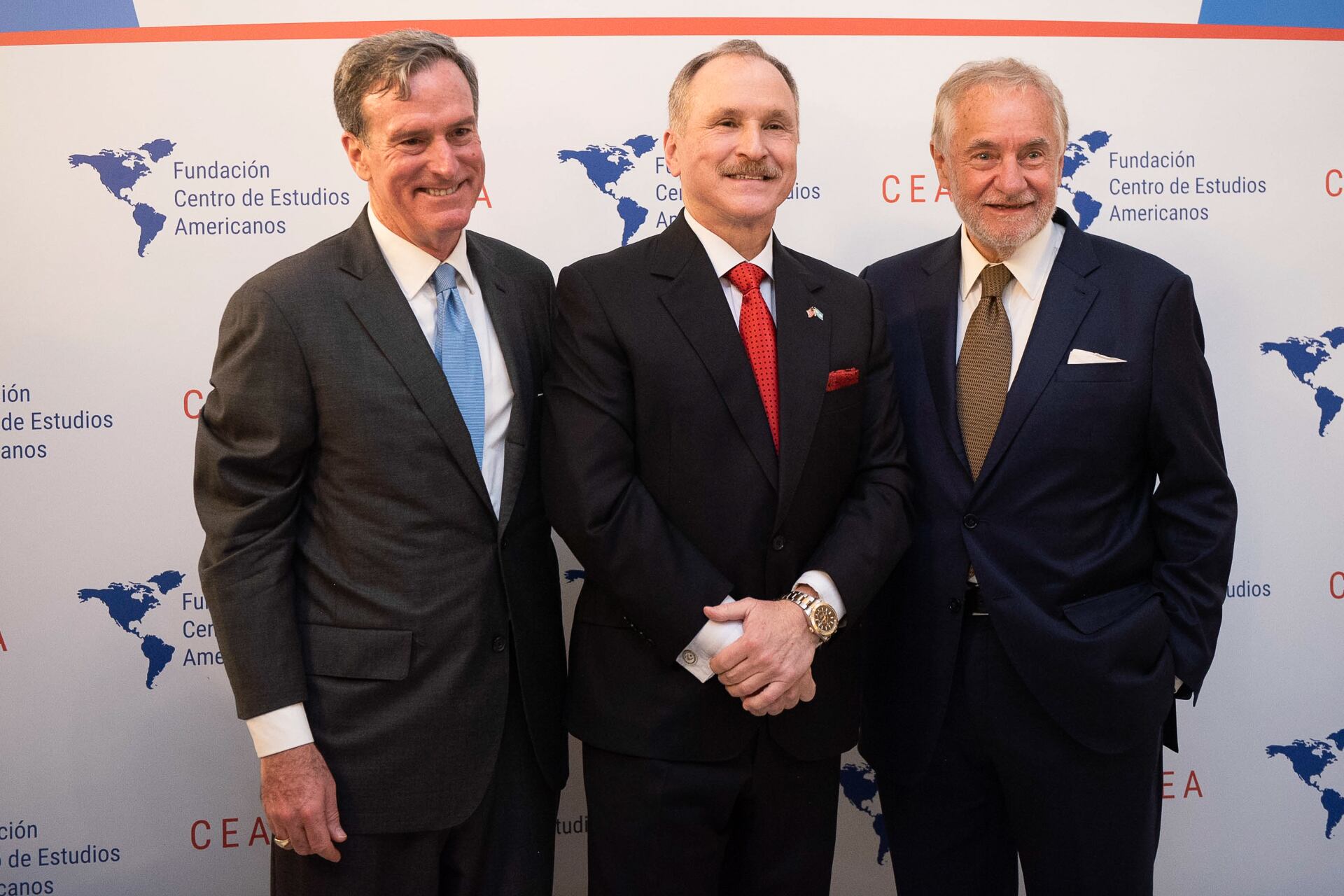 Bruce Friedman, Peter Lamelas y Luis María Savino