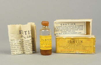 Una botella de Iletin (Insulina,