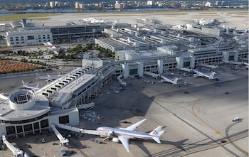 El condado considera una conexión ferroviaria directa entre el Aeropuerto Internacional de Miami y PortMiami para facilitar el tránsito de pasajeros y reducir la congestión vial