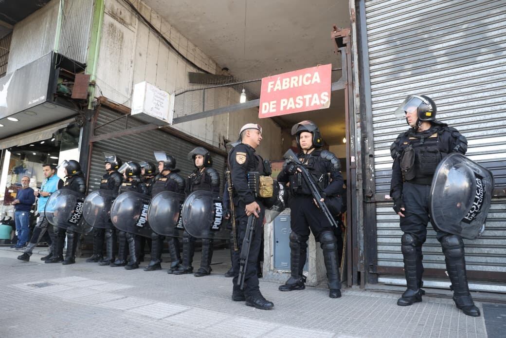El desalojo forma parte del plan de Jorge Macri para recuperar propiedades ocupadas y restituirlas a sus propietarios en distintos barrios porteños