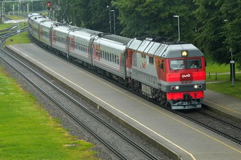 Un tren de pasajeros del enclave ruso. REUTERS/Ints Kalnins
