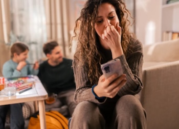 Por otro lado, Osiptel aconseja verificar la legalidad y procedencia de los celulares antes de comprarlos para evitar posibles bloqueos.