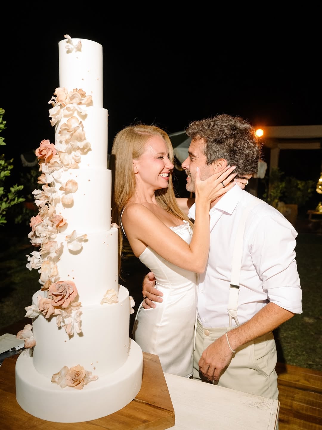 La increíble torta que formó parte de la boda de los actores