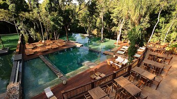 Loi Suites Iguazú, sumergido en