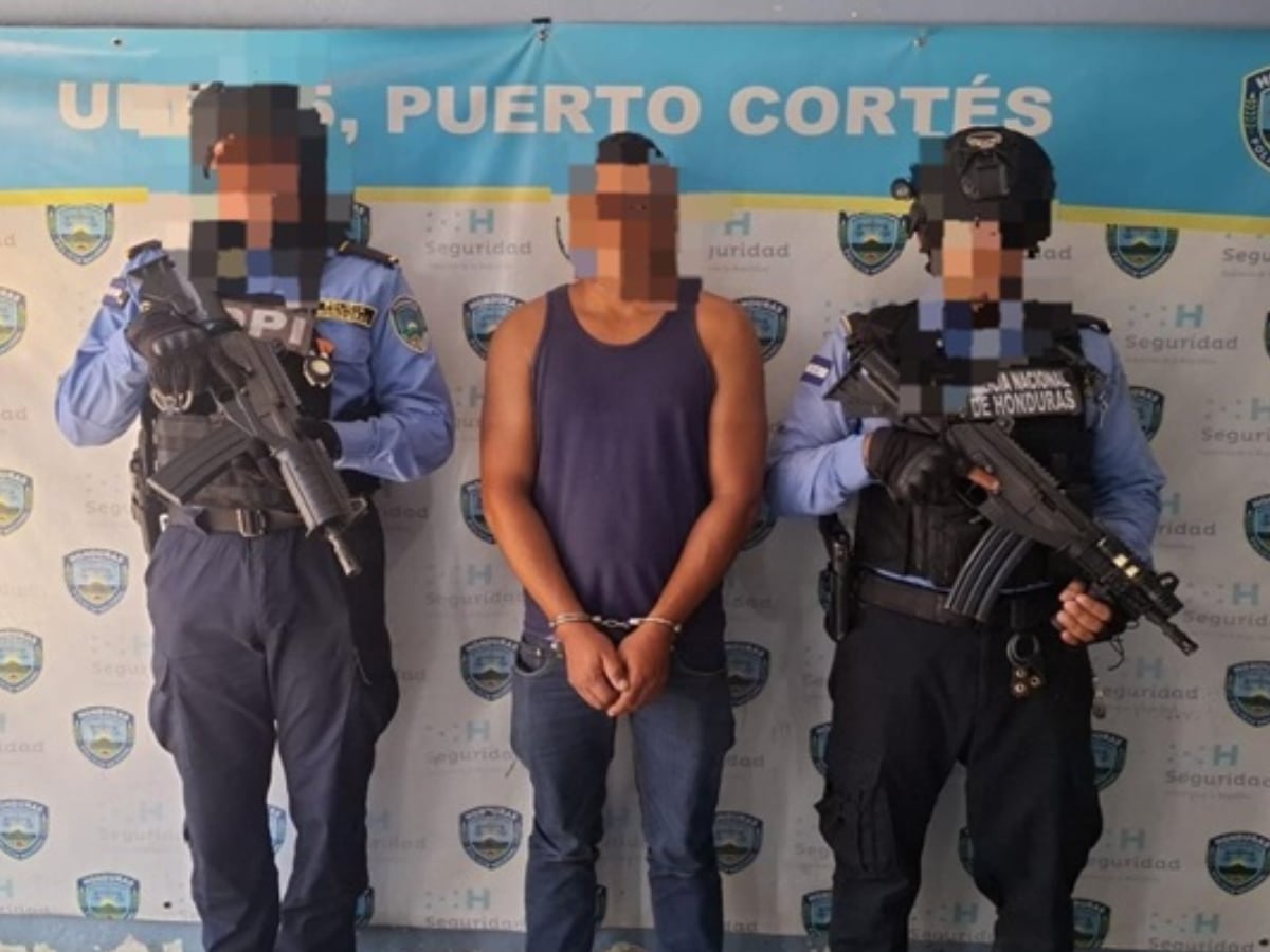 José Faustino Chirinos Cruz fue capturado en Puerto Cortés tras ser señalado por delitos sexuales contra dos menores. (Foto: Cortesía)