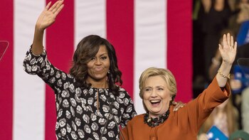 Hillary Clinton y Michelle Obama
