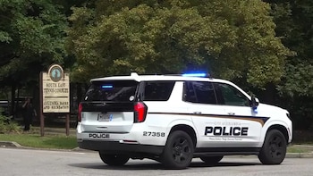 Un policía murió y otro resultó herido por un tiroteo en un parque de Carolina del Sur