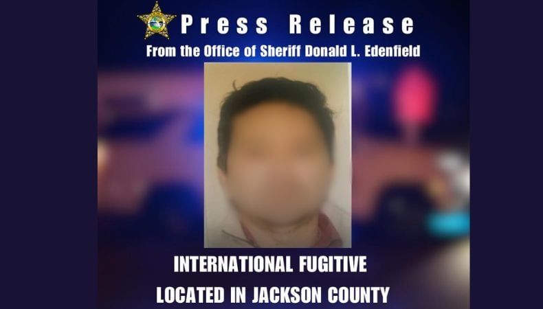 El detenido tenía una condena de ocho años impuesta por un tribunal de El Salvador y residía de forma clandestina en Florida. (Cortesía: Oficina del Sheriff del Condado de Jackson)