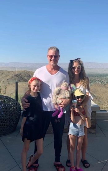 Rebecca Gayheart recordó a Eric Dane con un emotivo mensaje durante el primer Día del Padre que su familia afronta desde la muerte del actor