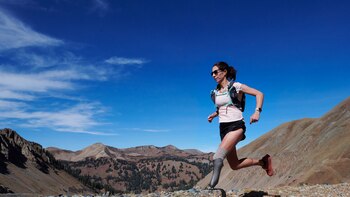 Sobrevivió al cáncer, le amputaron