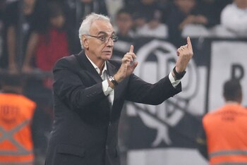Jorge Fossati debutará oficialmente con