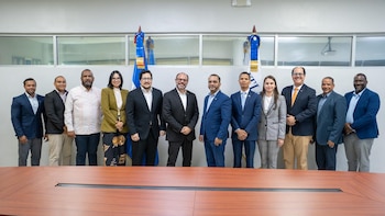 El acuerdo estratégico fomenta programas de concientización y talleres sobre buenas prácticas digitales para fortalecer la ciberseguridad nacional. (Cortesía: Gobierno de República Dominicana)