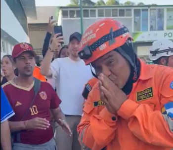 La misión de El Salvador en La Guaira participó en labores de búsqueda y rescate tras los terremotos en Venezuela. (Foto cortesía redes sociales)