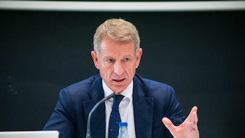 La patronal del juego acusa